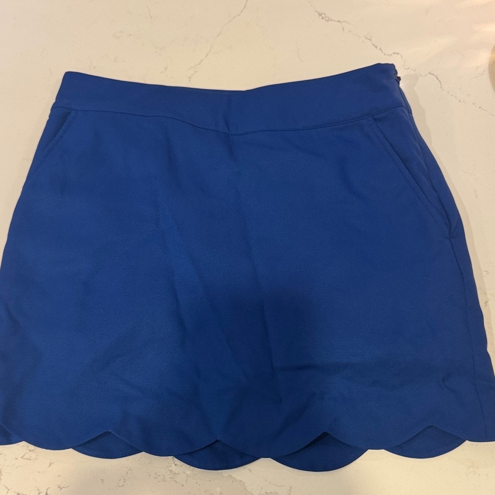 Blue Vineyard Vines Scalloped Hem Skirt With shorts